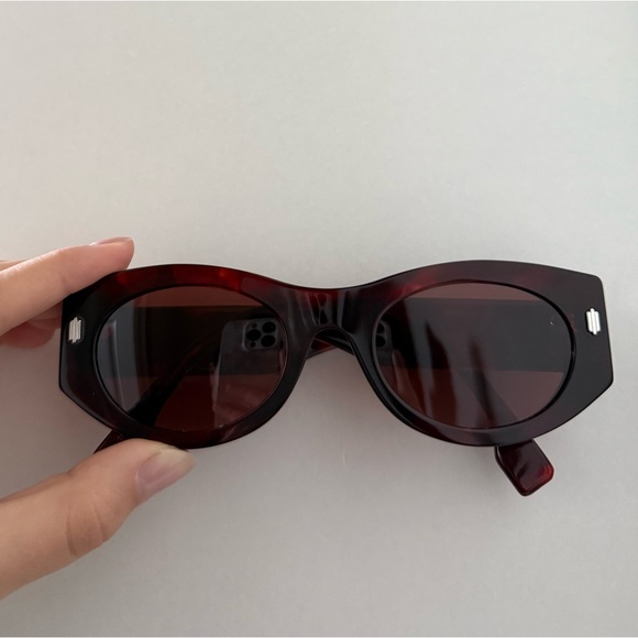 Fendi Burgundy Sunglasses - Picture 3 of 5